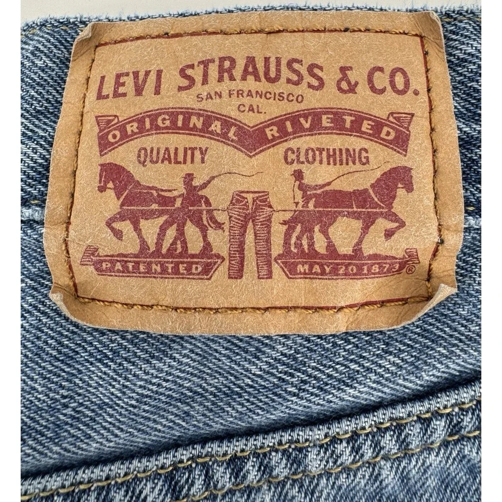 Levi's '94 Baggy Women's High Rise Cut Off Denim Shorts Distressed Size 26W